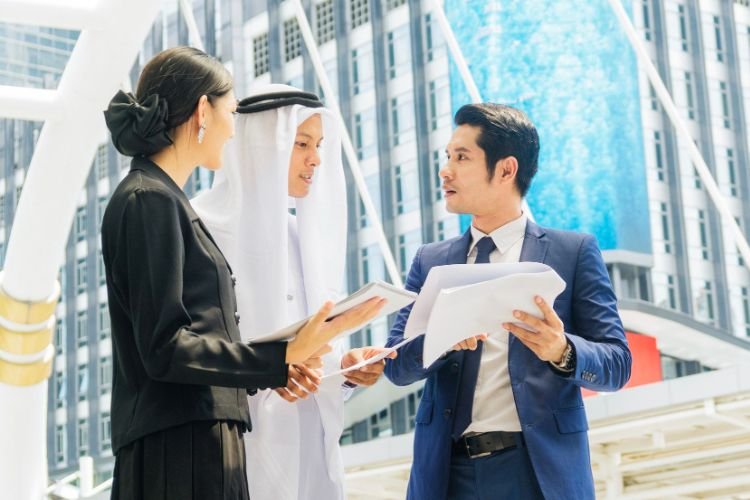 What are the PEP identification Requirements under AML in UAE?