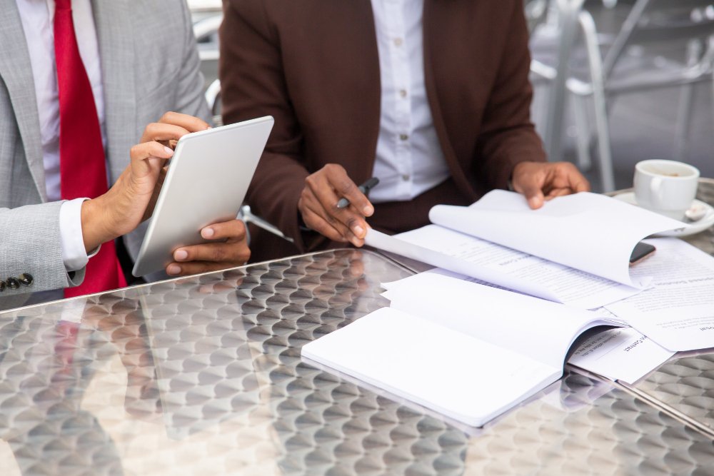 AML Compliance in the UAE: Let an Expert handle your DPMSR/REAR goAML compliance